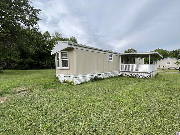 3rd image of 99 Johnston Subdivision Rd