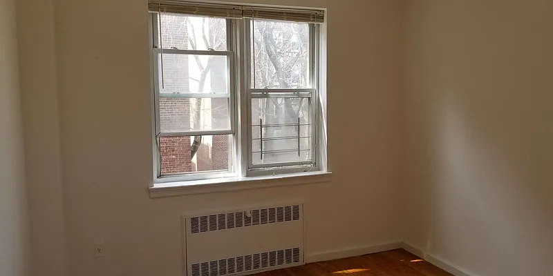 Rented by null | media 44