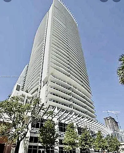 1100 S Miami Ave #811 Photo 1