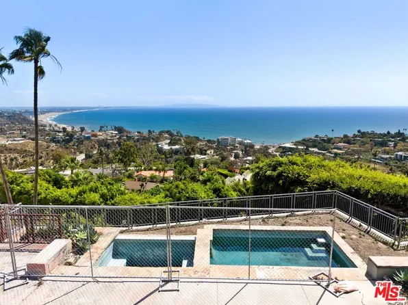 633 Resolano Dr, Pacific Palisades, CA 90272