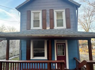 4111 Wildcat Rd, New Kensington, PA 15068