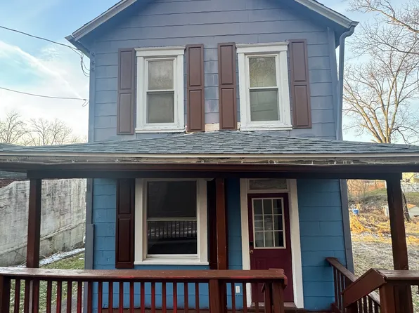 4111 Wildcat Rd, New Kensington, PA 15068