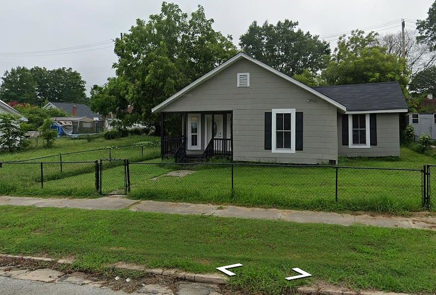 1st image of 32 Peachtree St