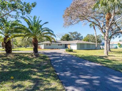 5105 W Country Club Dr, Sarasota, FL, 34243