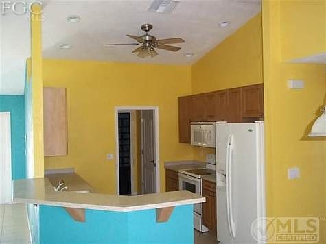 5th image of 132 SE 5th Pl