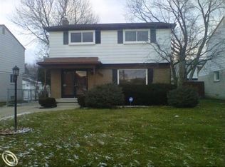 18544 Hilton Dr, Southfield, MI