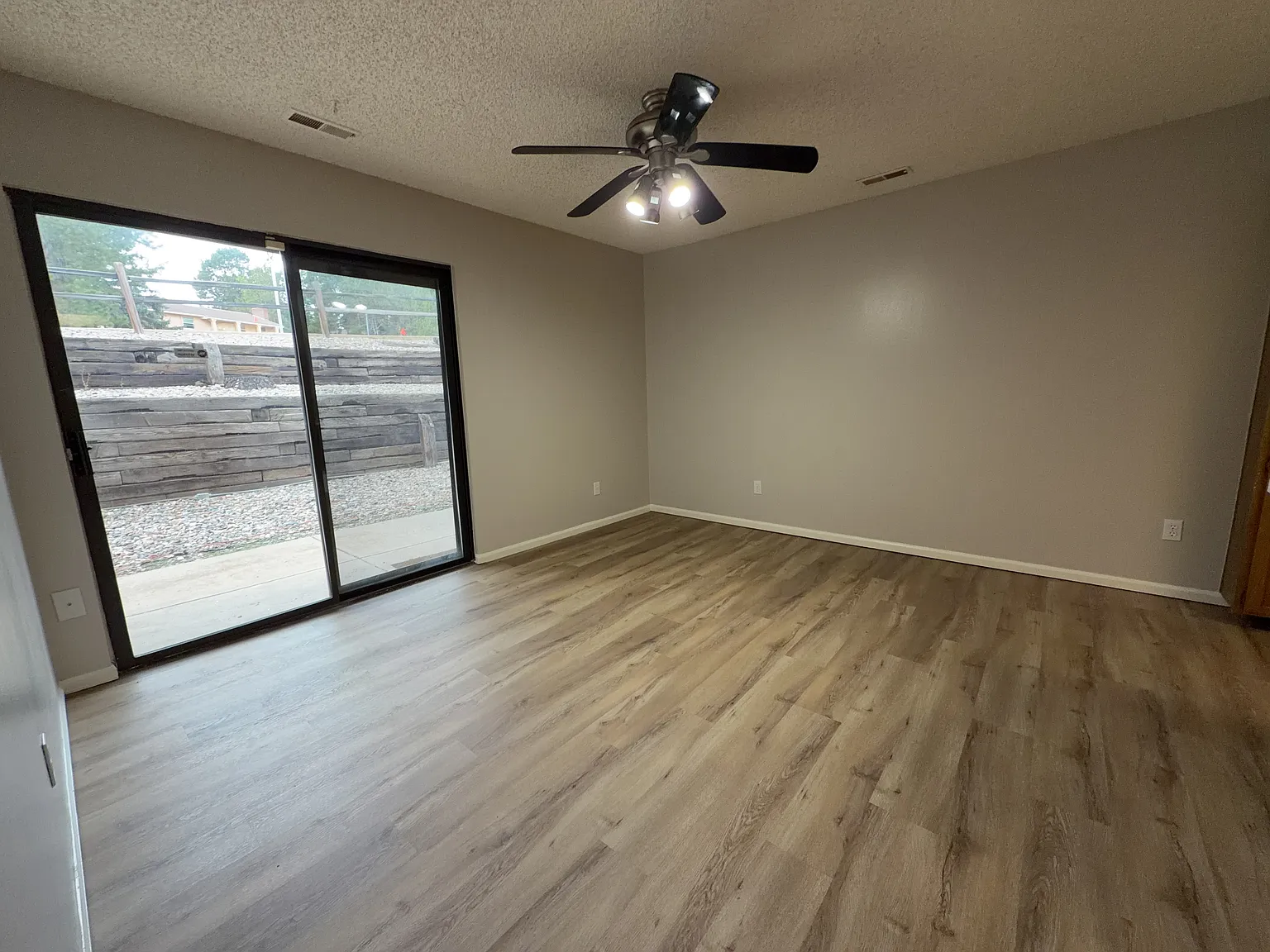 6987 Gayle Lyn Lane — Photo 4
