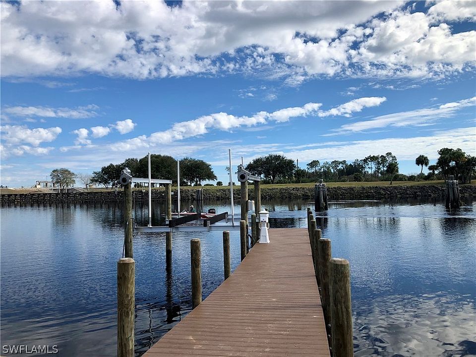 1st image of 853 Yacht Club Way NW