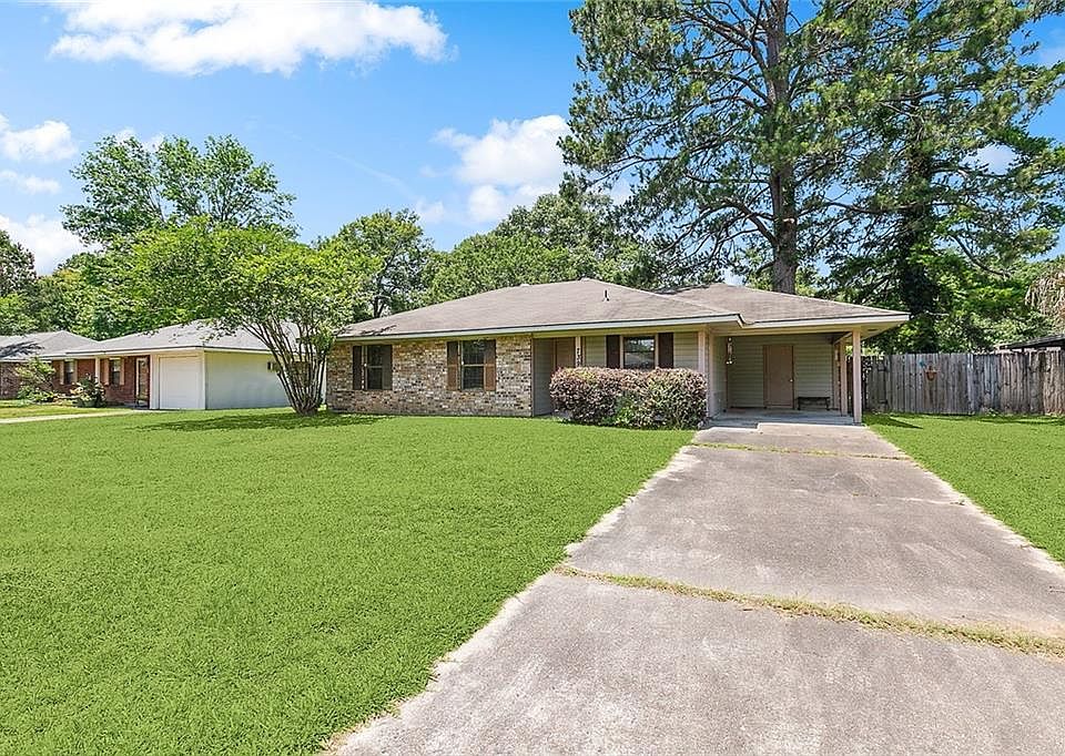 739 Lynn Dr, Denham Springs, LA 70726 | Zillow