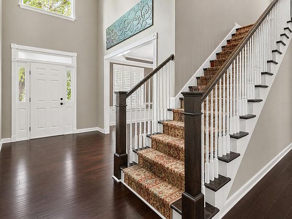 3rd image of 2722 Seastrand Ln