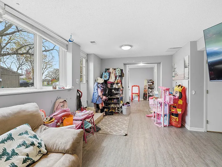 115 Peninsula Rd #1 — Photo 21