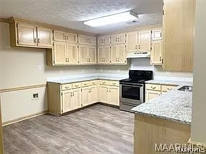 608 Sheila Blvd — Photo 3