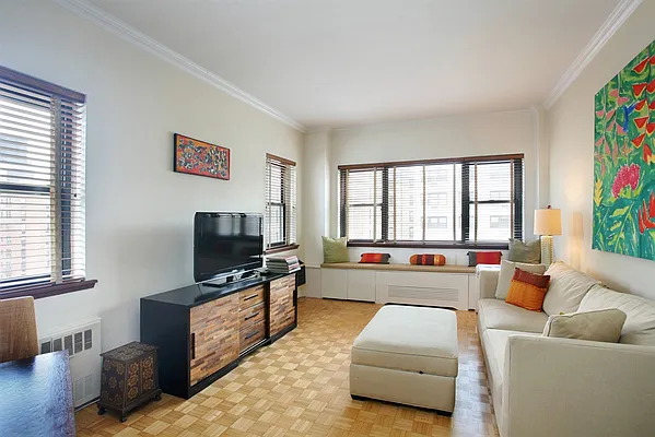 Sold by Corcoran | media 8