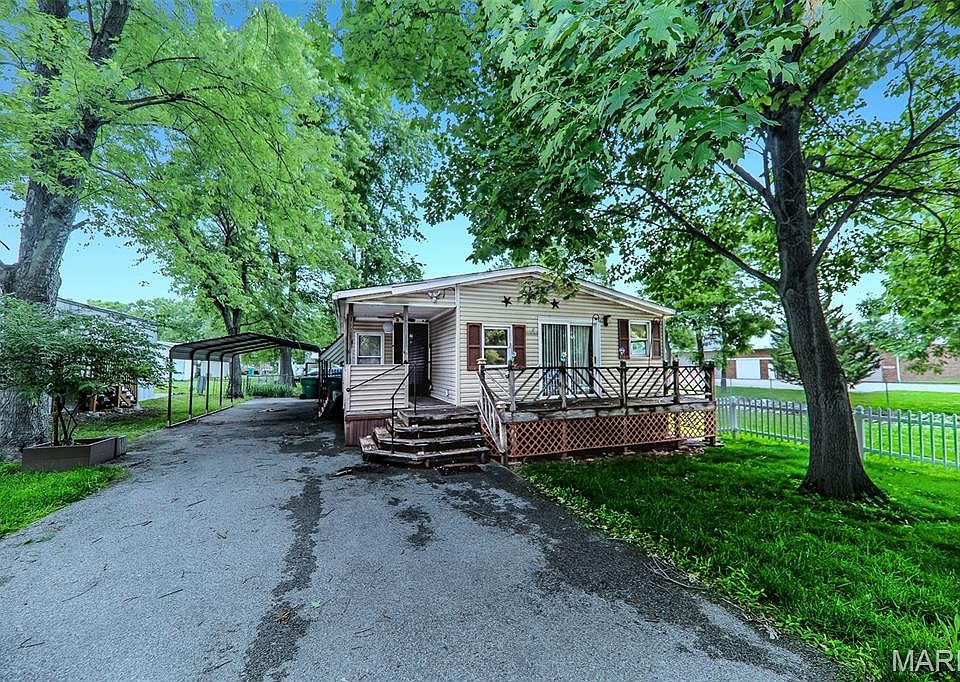1st image of 1802 Crestview Dr