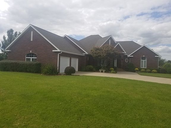 2nd image of 1531 W Kings Cv