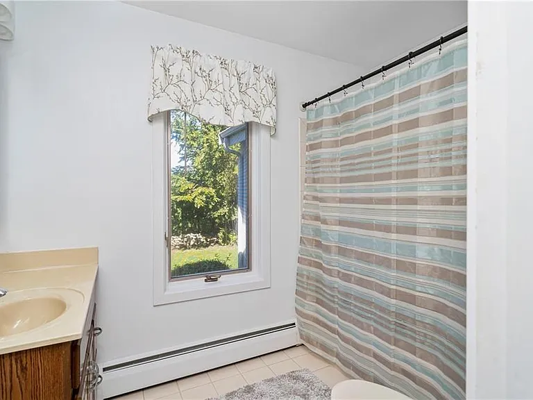 27 Tobin Ln — Photo 16