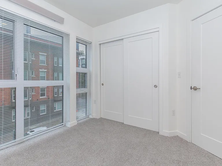 Encore Belltown Apartments — Photo 36