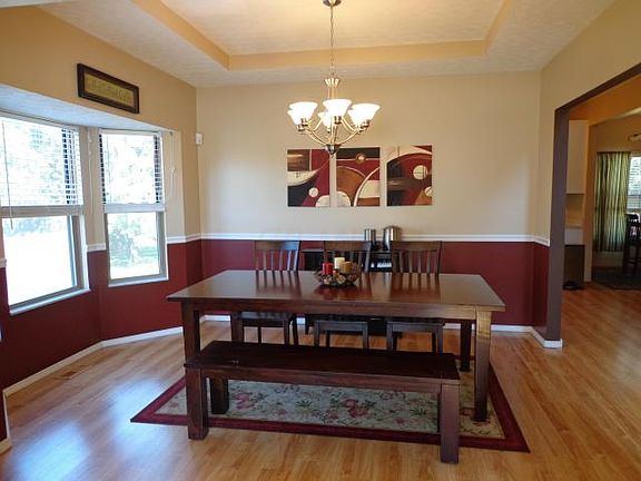 5th image of 1000 Larkfield Dr