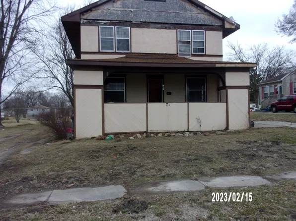 512 N 4th St, Watseka, IL 60970