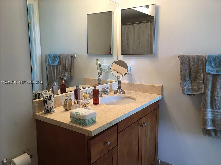 1723 SW 2nd Ave #509 — Photo 15
