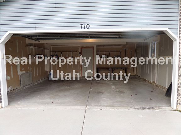 5th image of 710 W 2350th St N