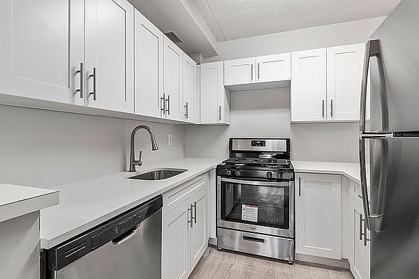 1st image of 1425 Amsterdam Ave APT 4D