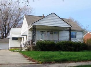 8329 Vermont Ave, Warren, MI 48093