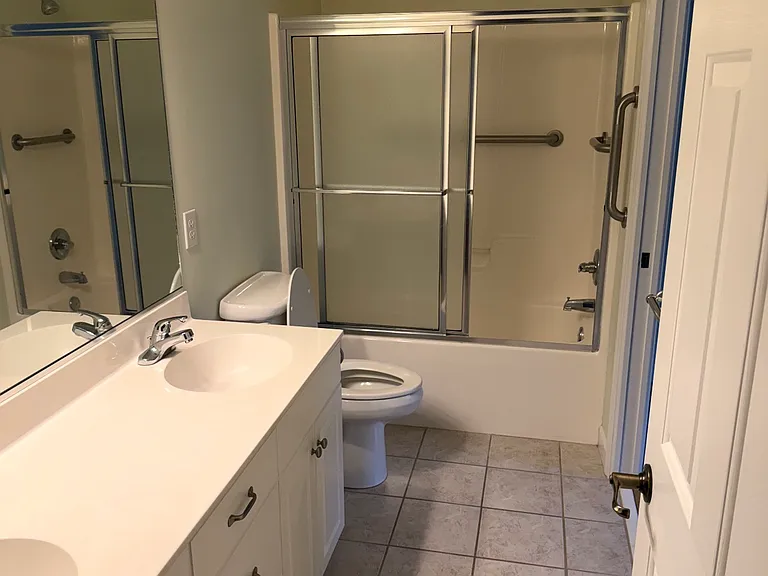 230 N Main St — Photo 10