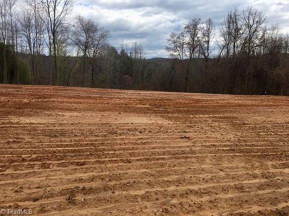 2nd image of 1444 State Highway 65