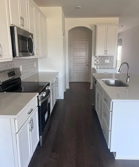 730 Omaha Dr — Photo 7