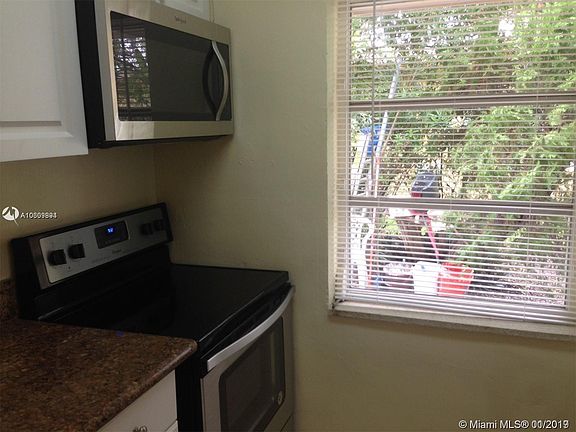 4th image of 2158 NE 168th St