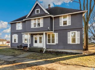 221 E 5th St, Milledgeville, IL 61051