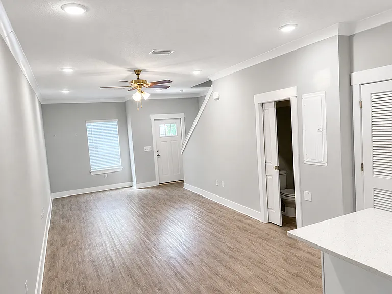 233 N Sand Palm Rd — Photo 2