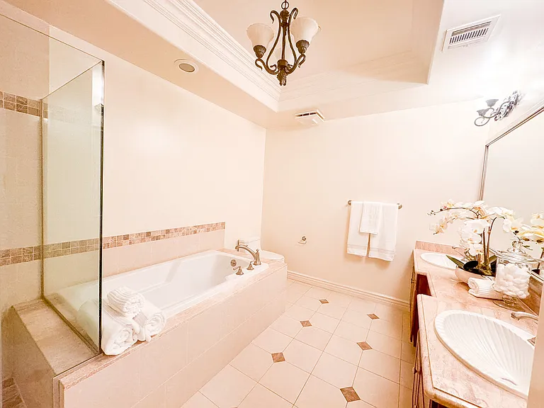 El Dorado Villas — Photo 33