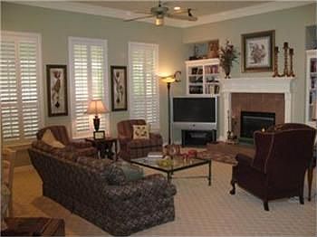 3rd image of 6 Villa Bend Dr