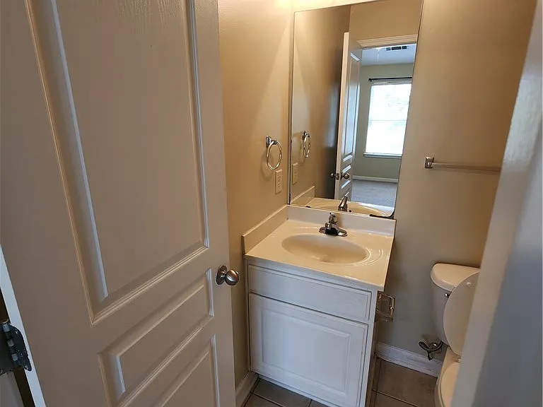 1725 Harvey Mitchell Pkwy S #633 — Photo 23