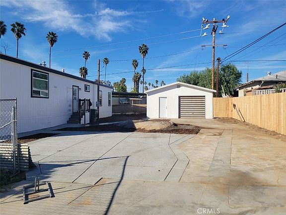 4th image of 22738 La More Rd