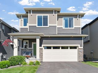 8260 Deerwood Ln N, Maple Grove, MN 55369