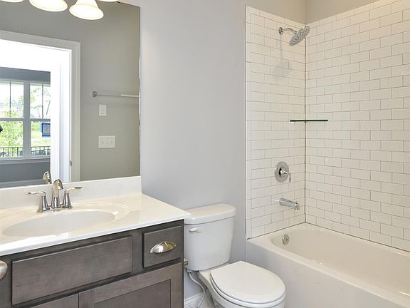 5th image of 1893 Abbey Wood Dr