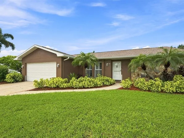 28 WALL TERRACE, REDINGTON SHORES, FL 33708