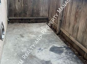 4200 Orrick Ct, Bakersfield, CA