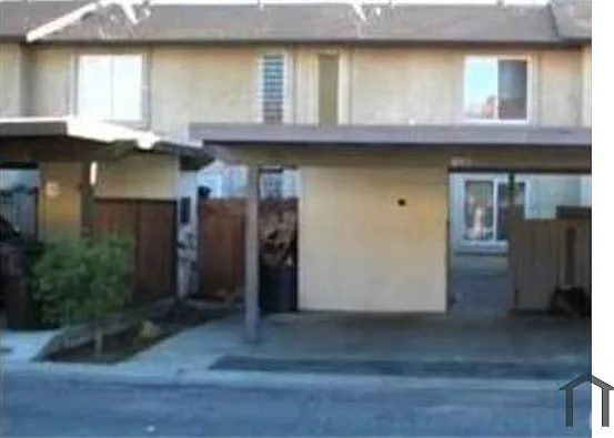 7934 Primrose Ln — Photo 2