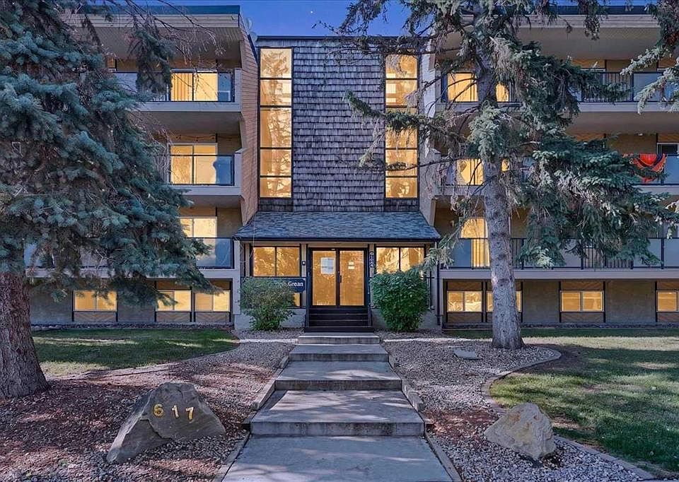 1st image of 617 N 56th Ave SW #409