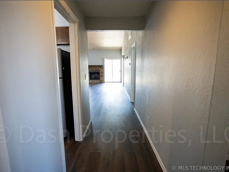 5104 S 75th East Ave — Photo 6