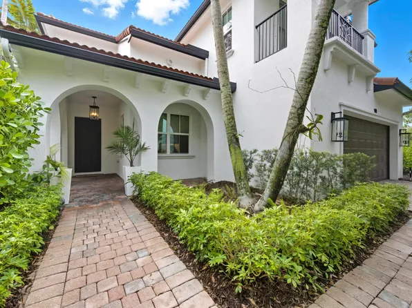 981 Mill Creek Drive, Palm Beach Gardens, FL 33410