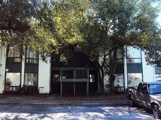 1st image of 2504 Lemontree Ln #3E