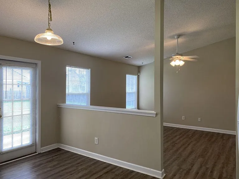 4924 Aldersbrook Dr — Photo 9