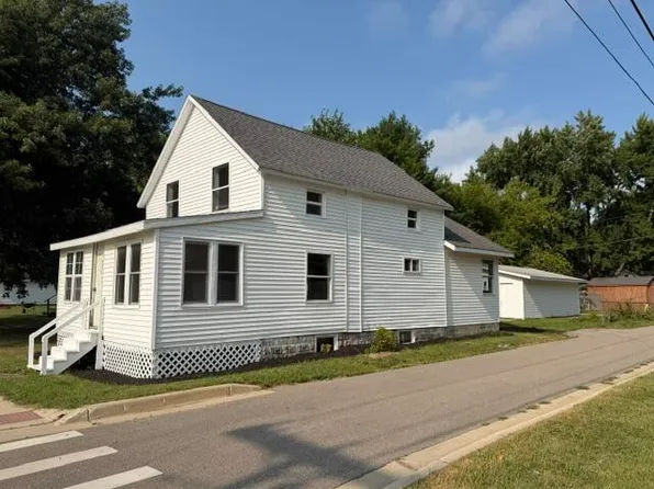 335 S Pleasant St, Watervliet, MI 49098