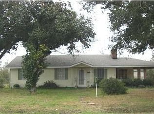 18103 Commission Rd, Long Beach, MS 39560