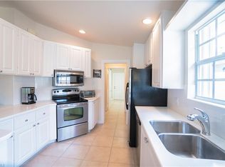 5002 Kingston Way, Naples, FL 34119